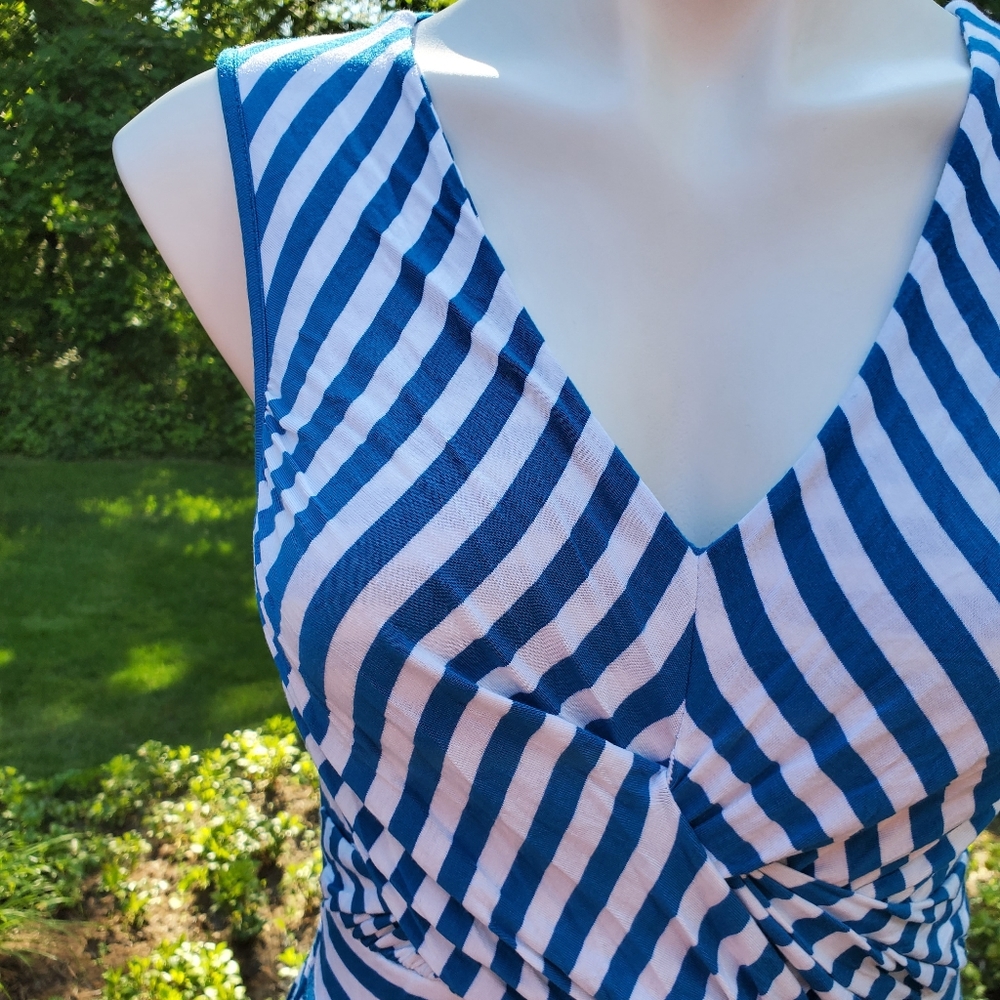 Neiman Marcus Blue and White Stripes Dress - Picture 4 of 11